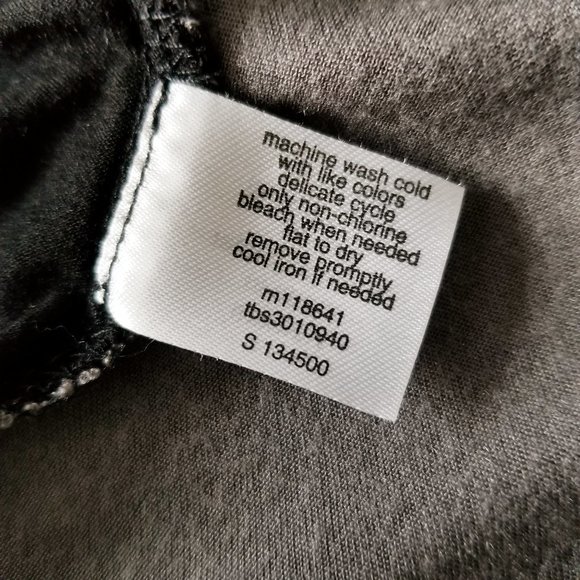 Lane Bryant PLUS Color Block Sleeveless Blouse - Picture 10 of 11